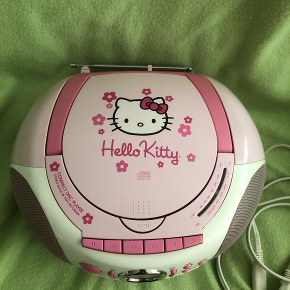 Hello Kitty CD/Cassette Player - Picture 1 of 9